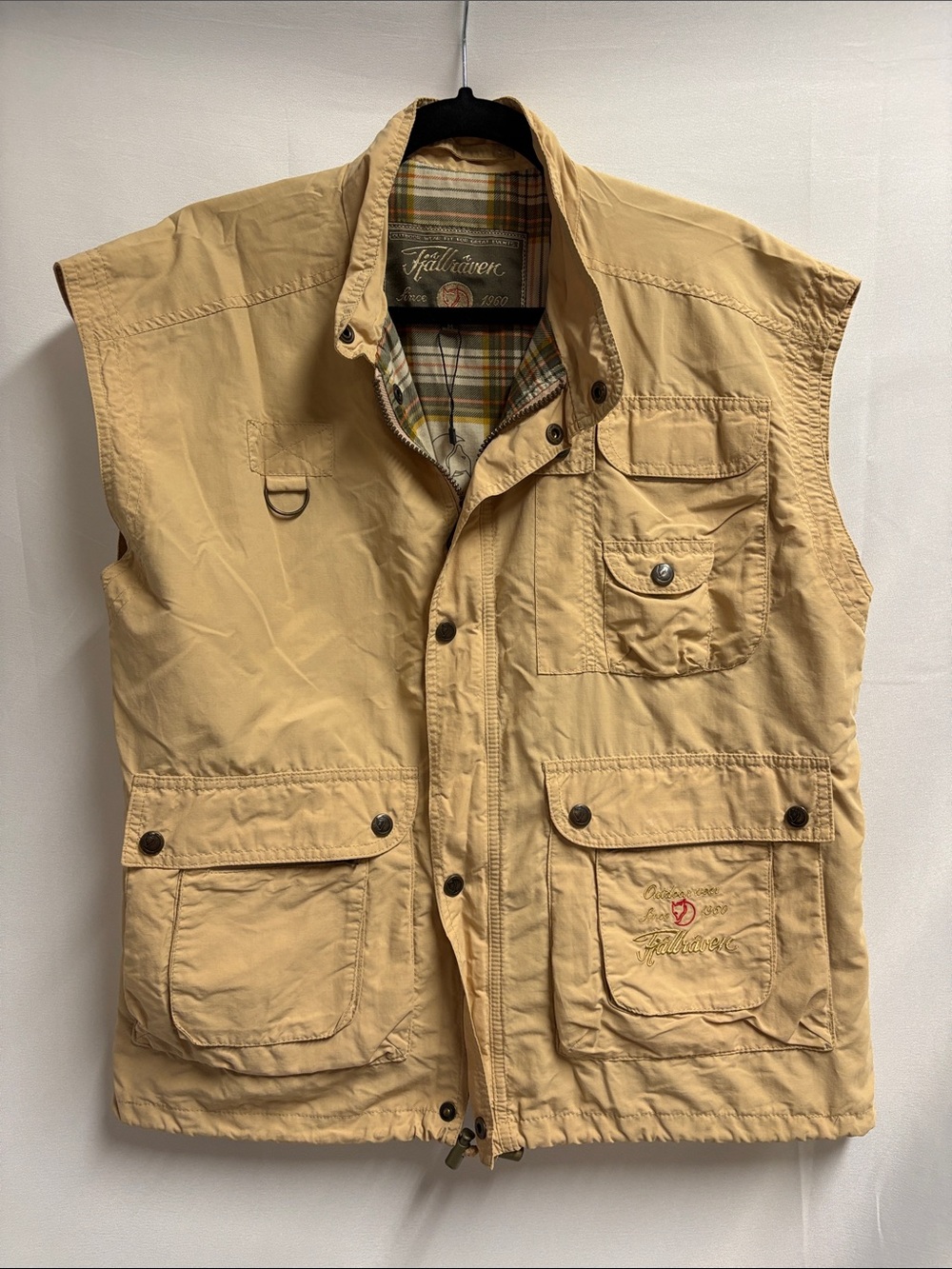Fjallraven Outdoor Multi-Pocket Hiking Fishing Vest Tan Size Medium